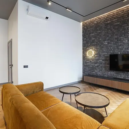 Forentinn Gedimino Pr. Апартаменты Вильнюс